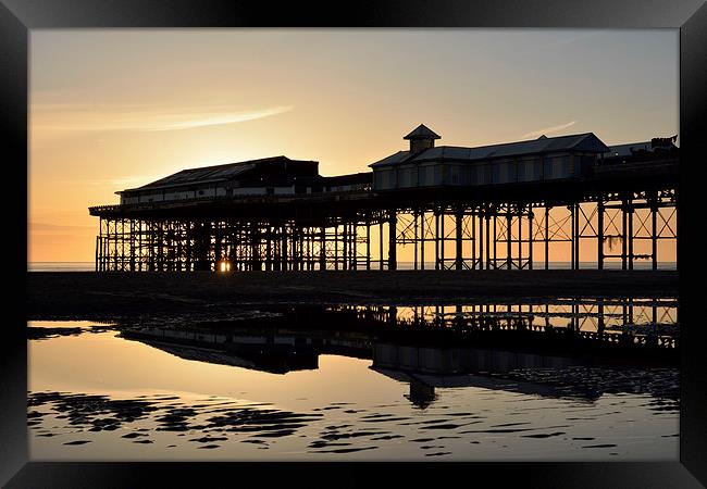 Golden Sunset Reflections Blackpool Framed Print by Gary Kenyon
