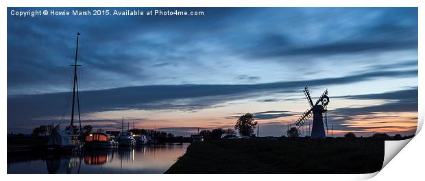  Thurne at Dusk Print by Howie Marsh