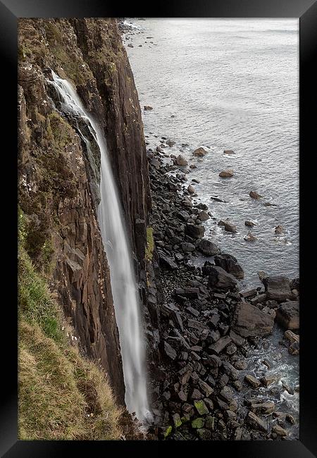  Kilt Rock Waterfall, Isle of Skye Framed Print by Rob Lester
