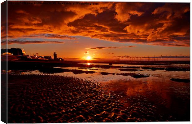  Redcar Beach Sunset Canvas Print by paul kitchener