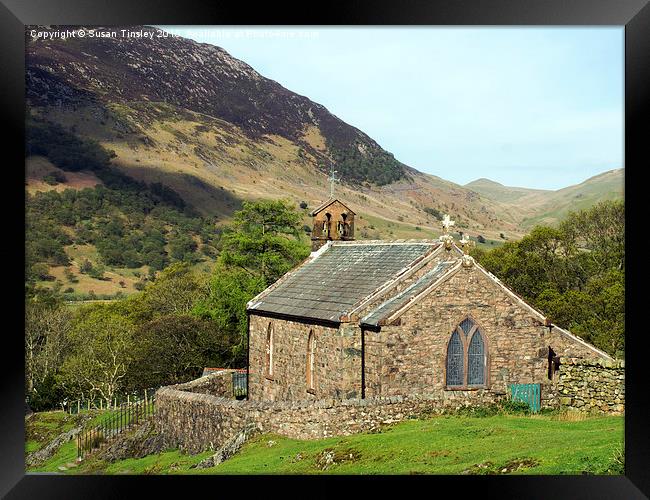 Buttermere church Framed Print by Susan Tinsley