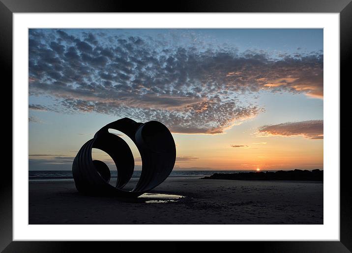  Sunset Shell Framed Mounted Print by Gary Kenyon