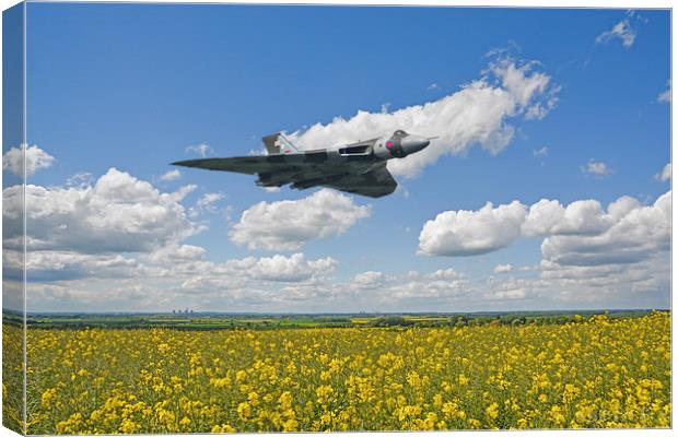 Avro Vulcan XH558 flying over Lincolnshire fields Canvas Print by Andrew Scott