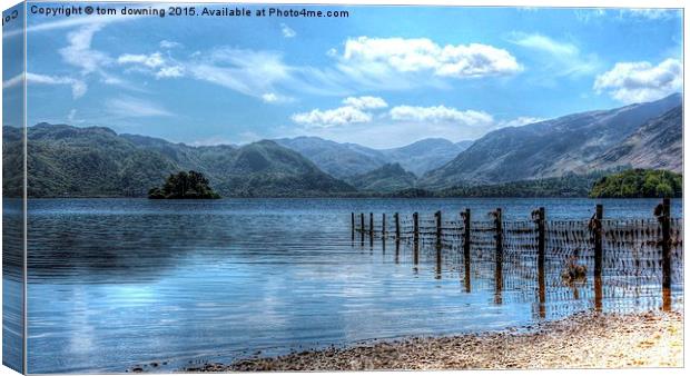  Derwent Water Canvas Print by tom downing