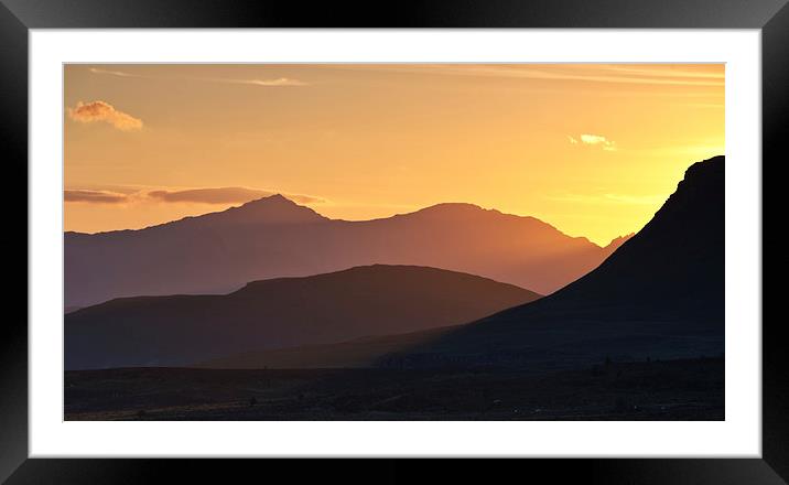 Snowdon sunset Framed Mounted Print by Rory Trappe
