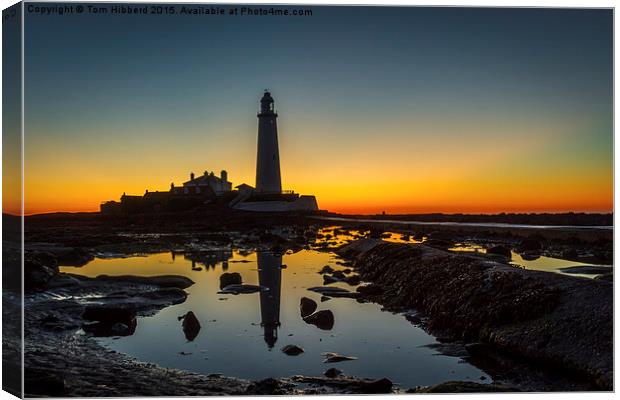  Never sleeping St Mary's Lighthouse Canvas Print by Tom Hibberd