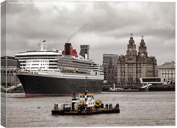 Queen Mary 2 River Dance Canvas Print by Susan Tinsley