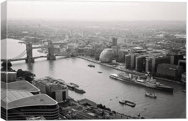  London Skyline Canvas Print by Graham Custance