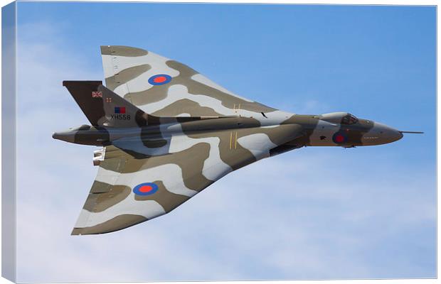 Vulcan bomber Spirit of Great Britain Canvas Print by Oxon Images