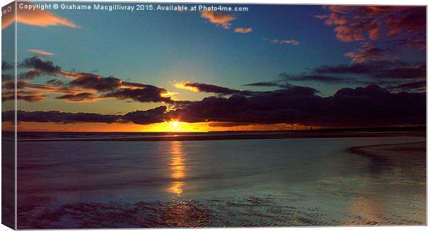  Early morning Sunrise Nairn beach Canvas Print by Grahame Macgillivray