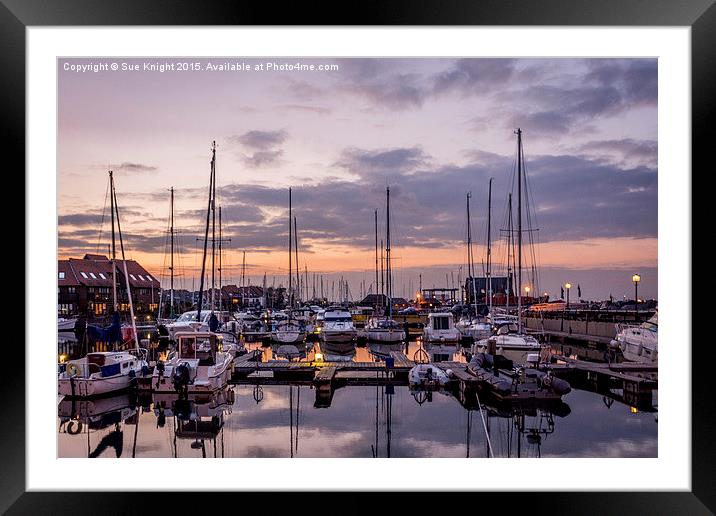  Day's end at Hythe Marina Framed Mounted Print by Sue Knight