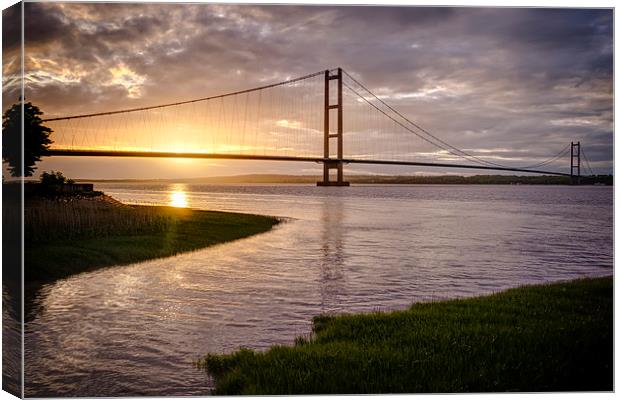 Majestic Sunset Over Humber Bridge Canvas Print by P D