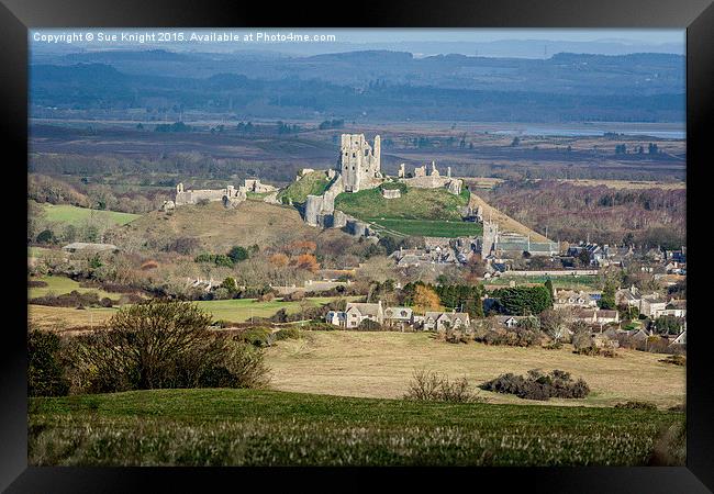  Corfe Castle,Dorset Framed Print by Sue Knight