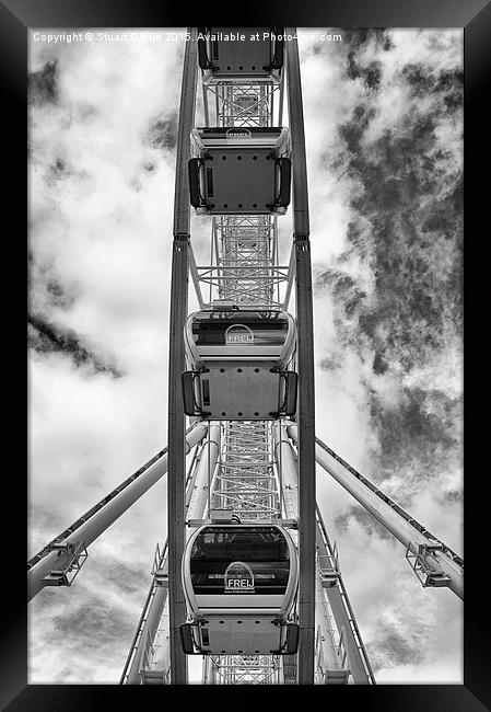  Manchester Wheel - Black & White Framed Print by Stuart Giblin