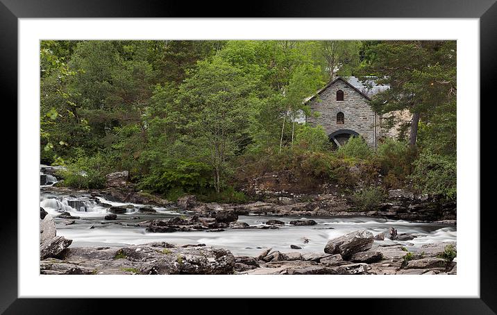 The waterwheel at the Falls of Dochart, Killin. Framed Mounted Print by Tommy Dickson