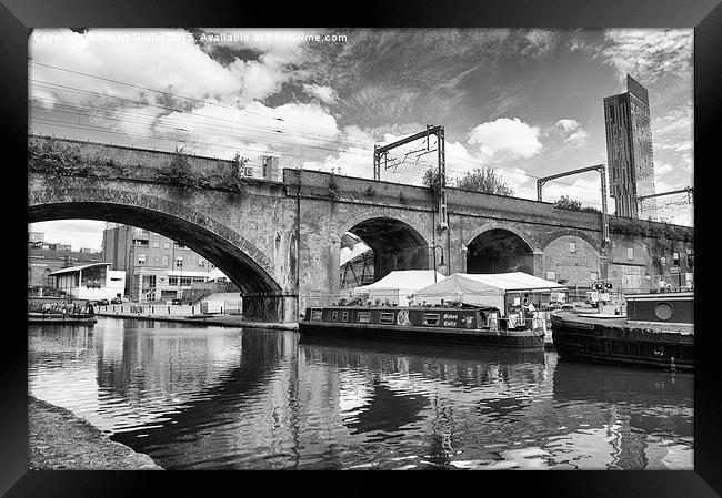 Castlefield Waterways & Beetham Tower, Manchester Framed Print by Stuart Giblin