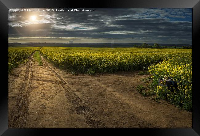 East from Dinnington Framed Print by K7 Photography