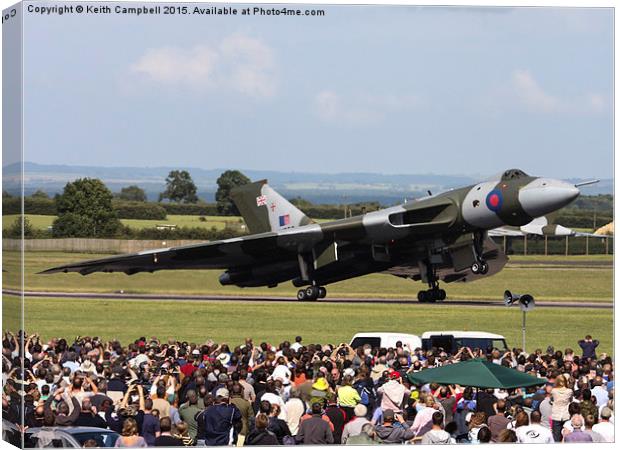  Vulcan XH558 flaring Canvas Print by Keith Campbell
