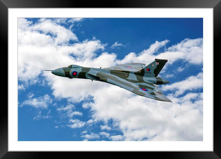  AVRO Vulcan XH558 high over Lincolnshire skies Framed Mounted Print by Andrew Scott