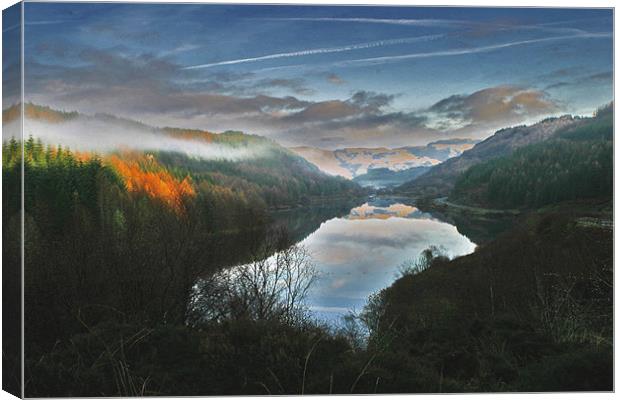 Loch Etive Canvas Print by Tommy Reilly