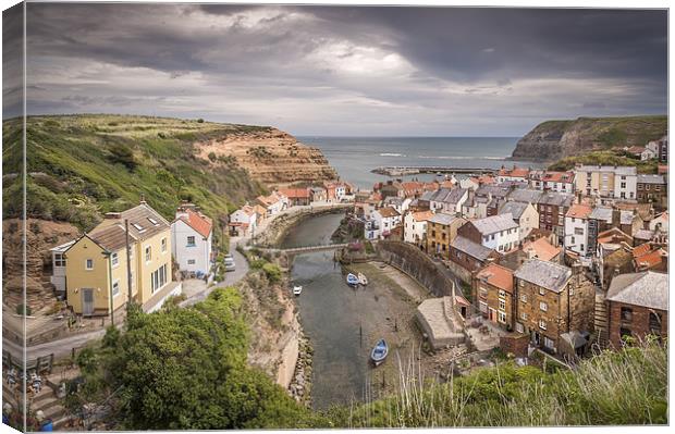  Staithes, North Yorkshire Canvas Print by Stephen Mole