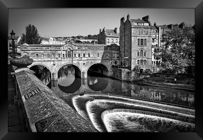  Pulteney Bridge Framed Print by Gary Kenyon