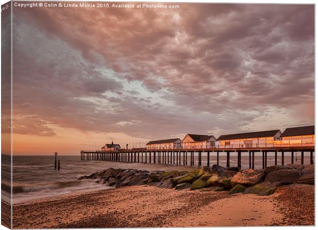 Southwold Pier at Dawn 2 Canvas Print by Colin & Linda McKie