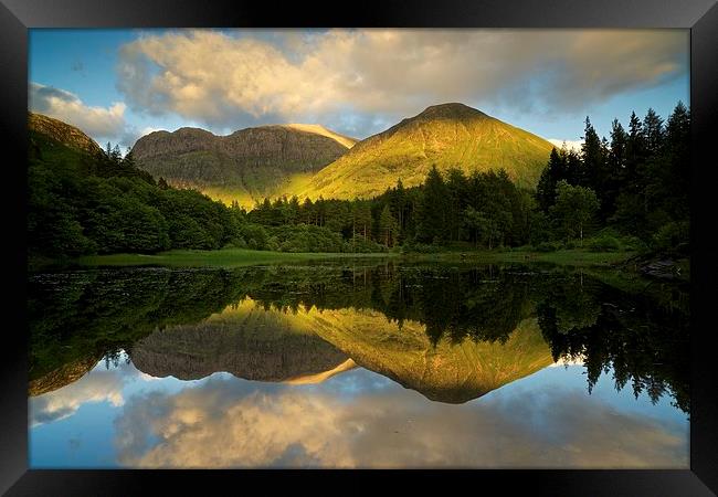  The last of the light in Glencoe Framed Print by Stephen Taylor