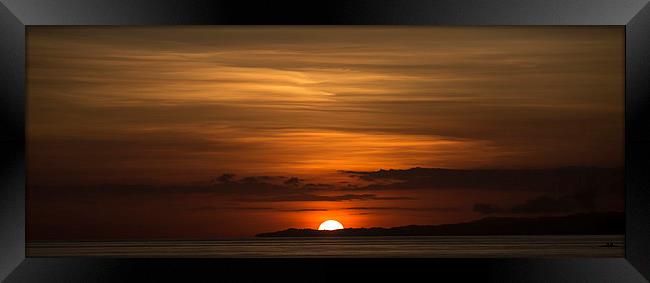 Here come the sun Framed Print by Toby Truelove