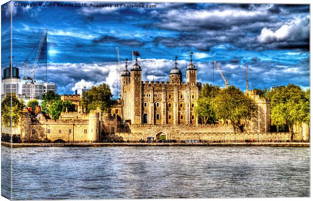 Tower of London Canvas Print by Juha Remes