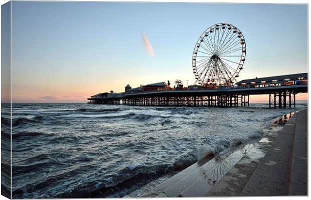  Big Wheel On Central Pier Blackpool Canvas Print by Gary Kenyon