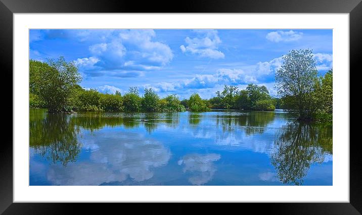  Stockers Lake Nature Reserve Framed Mounted Print by Sue Bottomley