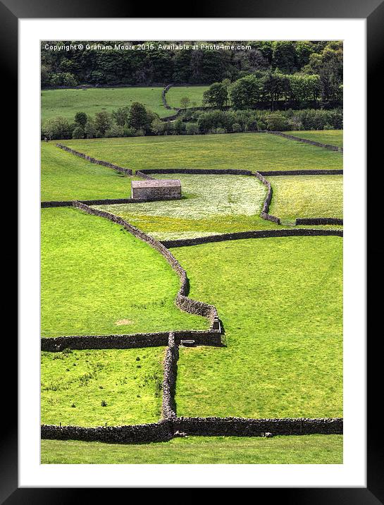 Stone barn, Gunnerside Framed Mounted Print by Graham Moore