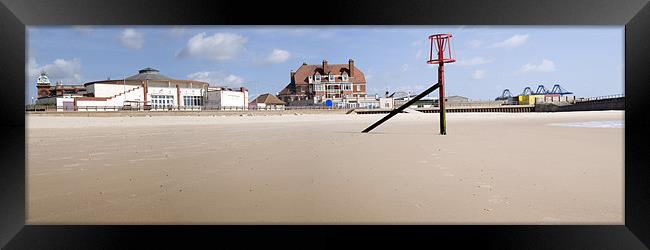 Gorleston Beach Landscape Framed Print by Stephen Mole