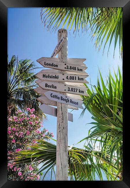 Signpost  Framed Print by Valerie Paterson