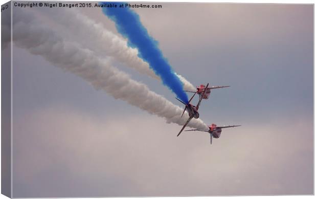  The Red Arrows Canvas Print by Nigel Bangert