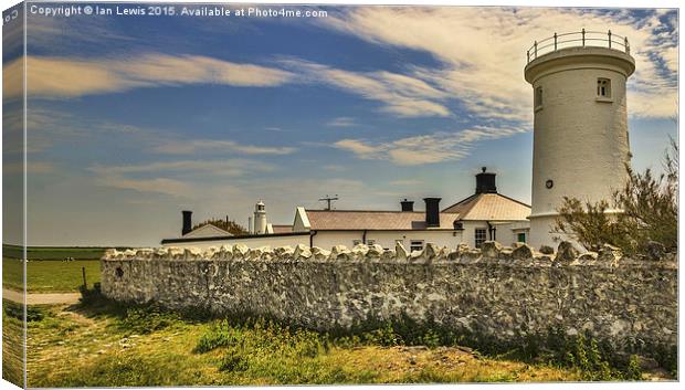  Nash Point Lighthouse Canvas Print by Ian Lewis