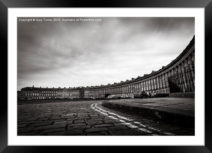 Royal Crescent Framed Mounted Print by Gary Turner