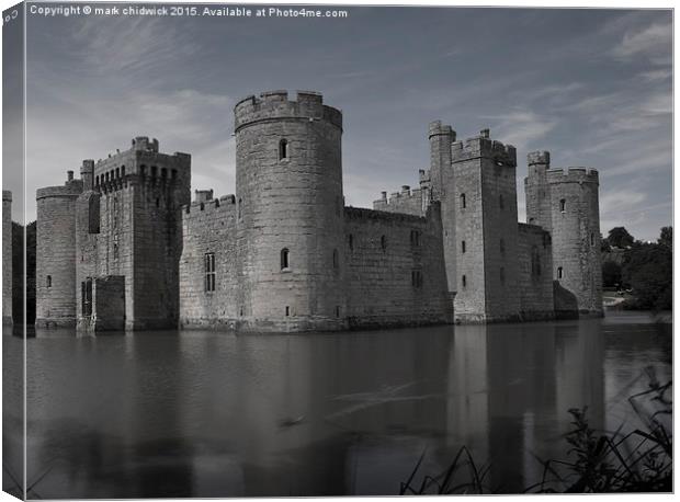  castle with moat Canvas Print by mark chidwick