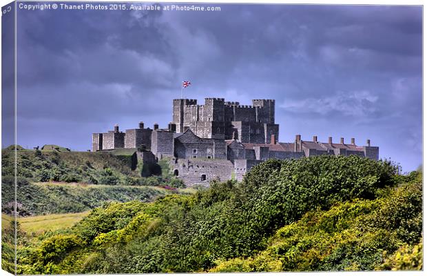 Dover castle  Canvas Print by Thanet Photos