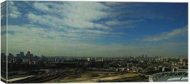 London Skyline Canvas Print by David French