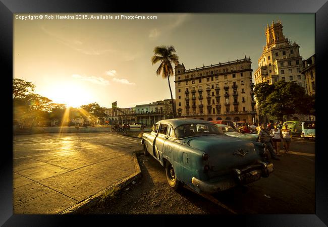  Habana Sunset  Framed Print by Rob Hawkins