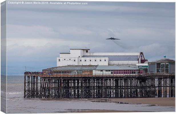 XH558 approaches Blackpool for the last time Canvas Print by Jason Wells
