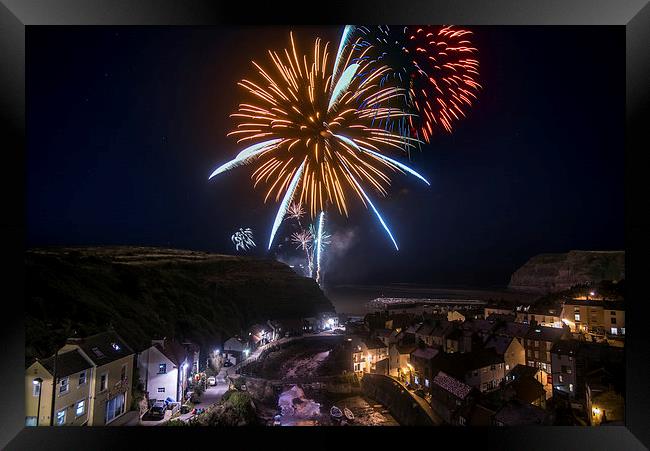 Fireworks Over Staithes Framed Print by Dave Hudspeth Landscape Photography