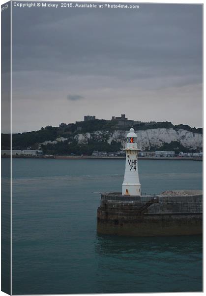 White Cliffs Of Dover Lighthouse Canvas Print by rawshutterbug 