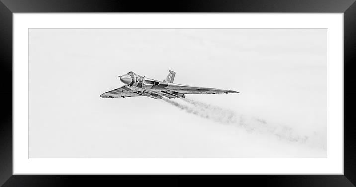  Vulcan XH558 One Last Time Framed Mounted Print by Nigel Jones