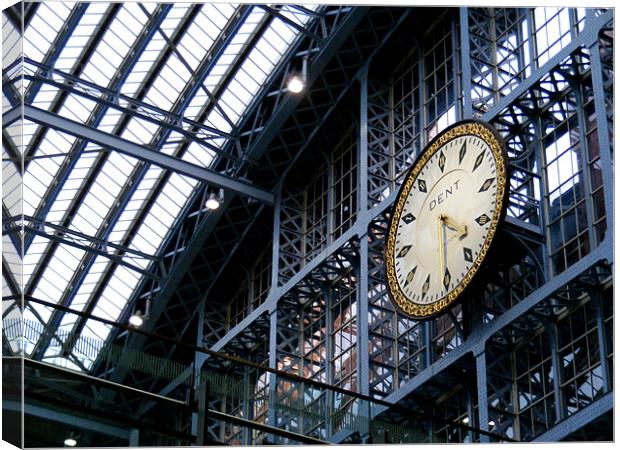 The Clock at St. Pancras Canvas Print by val butcher