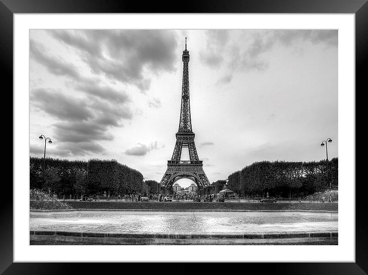  The Eiffel Tower, Paris Framed Mounted Print by Gavin Liddle