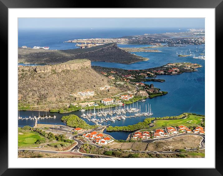 View from the top of Tafelberg mountain Framed Mounted Print by Gail Johnson