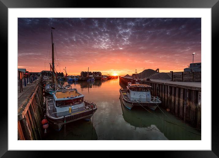  Whitstable Sunset Framed Mounted Print by Ian Hufton